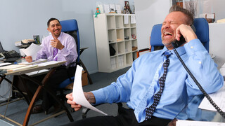 Bring Your Daughter and Her Friends to Work Day - heiße Sexvideos auf HOTSEXVIDEOS24.COM ansehen