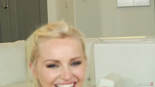 BTS with Staci Carr: Blonde and Beautiful - o melhor pornô 24/7 no HOTSEXVIDEOS24.COM