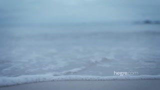 Melena Maria - Brunette Beauty Joins Blonde Nymphs on Nude Beach - il miglior porno 24/7 su HOTSEXVIDEOS24.COM
