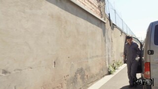 Valeria Moves In - HOTSEXVIDEOS24.COM에서 24/7 최고의 포르노