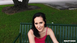 Blowjob from Brunette Niki - the best porn 24/7 on HOTSEXVIDEOS24.COM