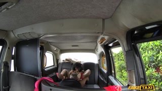Rimming and Blowjob in Car - die beste Porno 24/7 auf HOTSEXVIDEOS24.COM