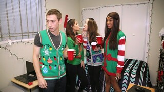 Holiday Blowjob Bash with Cindy - the best porn 24/7 on HOTSEXVIDEOS24.COM
