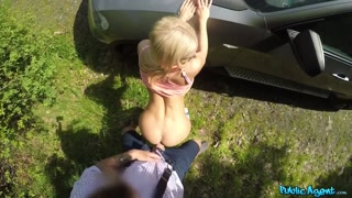 Blonde Amateur Nesty Sucks and Fucks - HOTSEXVIDEOS24.COM에서 24/7 최고의 포르노