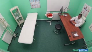 Office fuck with Russian amateur - die beste Porno 24/7 auf HOTSEXVIDEOS24.COM