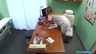 Medical Job Leads to Missionary Fuck - die beste Porno 24/7 auf HOTSEXVIDEOS24.COM