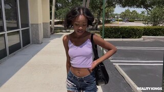 Stranded with Big Dick - o melhor porno 24/7 no HOTSEXVIDEOS24.COM