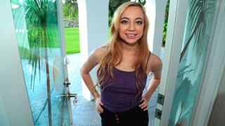Cumshot on Lolo's Tits - the best porn 24/7 on HOTSEXVIDEOS24.COM