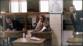European Schoolgirl Fucked by Headmaster - il miglior porno 24/7 su HOTSEXVIDEOS24.COM