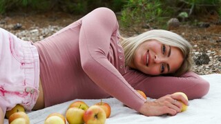 Teen Blonde Roxy T's Softcore Fun - watch hot sex videos on HOTSEXVIDEOS24.COM