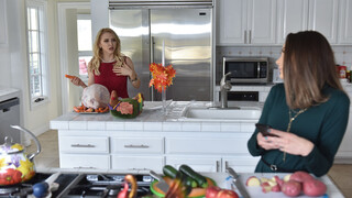 Thanksgiving Taboo Sex with Family - il miglior porno 24/7 su HOTSEXVIDEOS24.COM