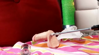 MILF Nina Swiss Fucks Her Hairy Pussy with a Sex Toy - HOTSEXVIDEOS24.COMで24/7最高のポルノ