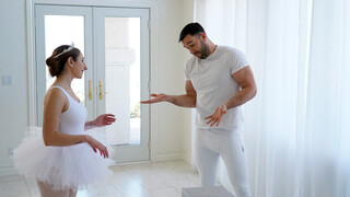 Lil Dancer Penelope Kay Spread Wide Open - die beste Porno 24/7 auf HOTSEXVIDEOS24.COM