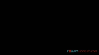 Stepfamily Fun - Penelope Woods Rides Stepdad Rough - 在HOTSEXVIDEOS24.COM上24/7的最佳色情内容