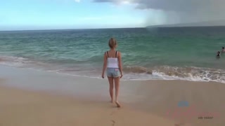 Athena Faris First Trip to Hawaii - Blonde Beach Sex - de beste porno 24/7 op HOTSEXVIDEOS24.COM