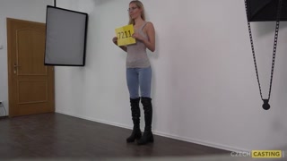 Florana’s Big Tits & Deep Throat Skills - Czech Blonde - il miglior porno 24/7 su HOTSEXVIDEOS24.COM