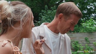 Three Way BBQ Fuck - o melhor pornô 24/7 no HOTSEXVIDEOS24.COM