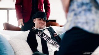 Big Cock Cumshot with Lucca Mazzi - die beste Porno 24/7 auf HOTSEXVIDEOS24.COM