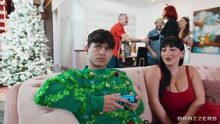 Christmas Fuck Fest: Part 2 - cel mai bun porn 24/7 pe HOTSEXVIDEOS24.COM
