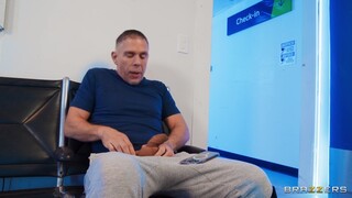 Airport Adventures with XWife Karen - the best porn 24/7 on HOTSEXVIDEOS24.COM