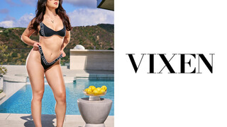 Valentina's Luscious Big Ass - guarda video di sesso caldi su HOTSEXVIDEOS24.COM