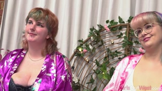 Redheads Daiquiri Rose & Nicole G Take the Slip 'n' Slide - o melhor porno 24/7 no HOTSEXVIDEOS24.COM