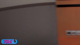 Olivia Zlota's Deepthroat and Cumshot Experience - HOTSEXVIDEOS24.COMで24/7最高のポルノ