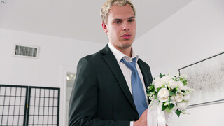 Emma Rose's Blowjob Bridesmaid - die beste Porno 24/7 auf HOTSEXVIDEOS24.COM