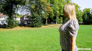 Just Let Dad Handle My Bra - guarda video di sesso caldi su HOTSEXVIDEOS24.COM