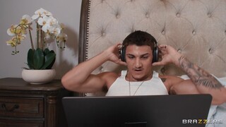 Luna Star's Big Tits and Bubble Butt Frenzy - the best porn 24/7 on HOTSEXVIDEOS24.COM
