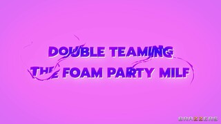 Redhead Syren De Mer's Double Blowjob Delight - หนังโป๊ที่ดีที่สุด 24/7 บน HOTSEXVIDEOS24.COM