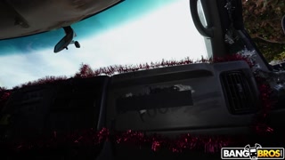 Santa's Shaved Pussy Ride - pornografi terbaik 24/7 di HOTSEXVIDEOS24.COM