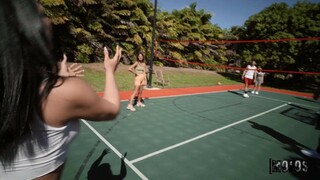 Amore Gives Love a Sucking - il miglior porno 24/7 su HOTSEXVIDEOS24.COM