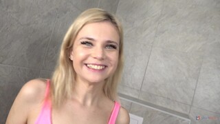 2 Cocks, 1 Girl, 1 Anal Hole: Bella Grey's Wild Ride - le meilleur porno 24/7 sur HOTSEXVIDEOS24.COM