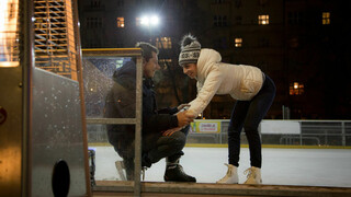 Czech Cuties Antonia and Nick's Kissing and Feeding - HOTSEXVIDEOS24.COMでホットなセックスビデオを見る