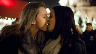 Gabi and Whitney's Sexy Play - il miglior porno 24/7 su HOTSEXVIDEOS24.COM