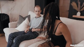 Tattooed College Girl Takes on Influencer - najlepsze porno 24/7 na HOTSEXVIDEOS24.COM