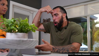 Black Cock Required for Eden's Laptop Sale - 在HOTSEXVIDEOS24.COM上24/7的最佳色情内容